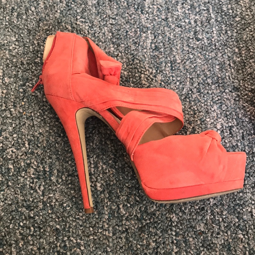 Shoes - Picture 2 of 3